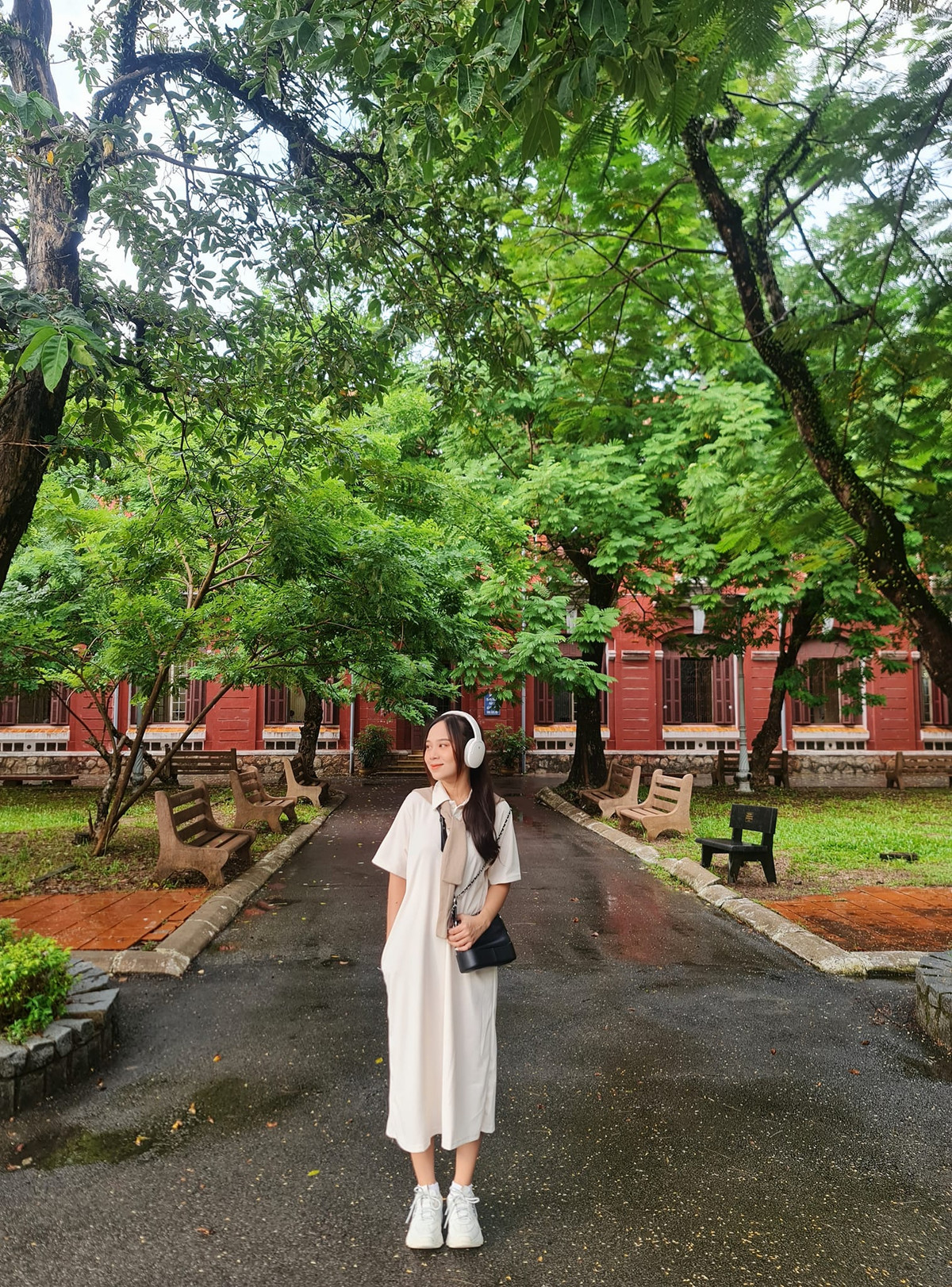 MC Tuyết Ngân từng được gây chú ý khi là thí sinh nữ và là thí sinh miền Nam duy nhất lọt vào Top 3 chung cuộc Đường đến cầu Vồng 2020 và giành được ngôi vị Á quân.