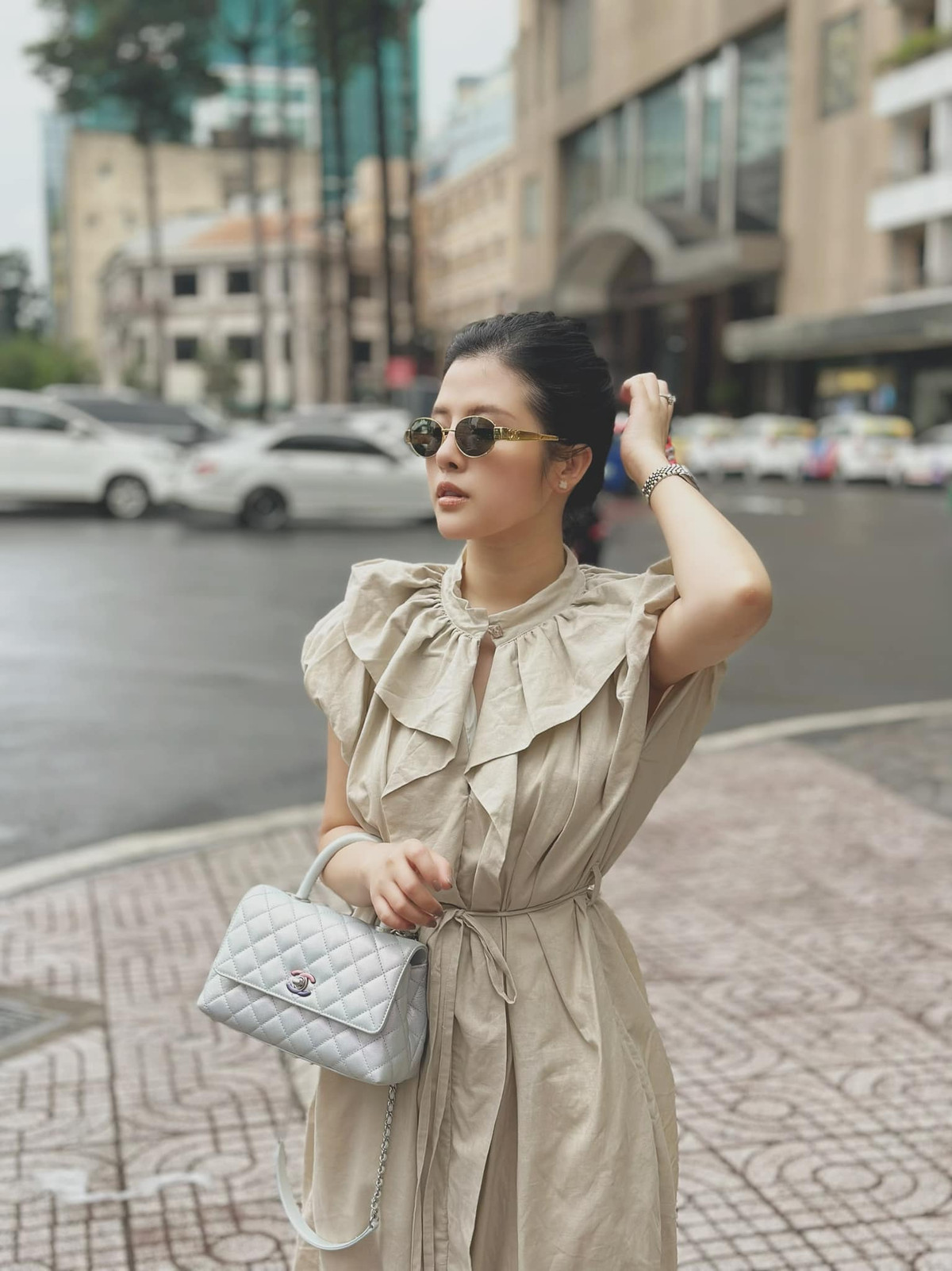 Hải Vân còn nổi tiếng khi sở hữu nhan sắc xinh đẹp.