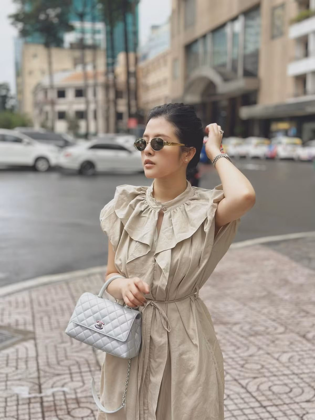 Hải Vân còn nổi tiếng khi sở hữu nhan sắc xinh đẹp.