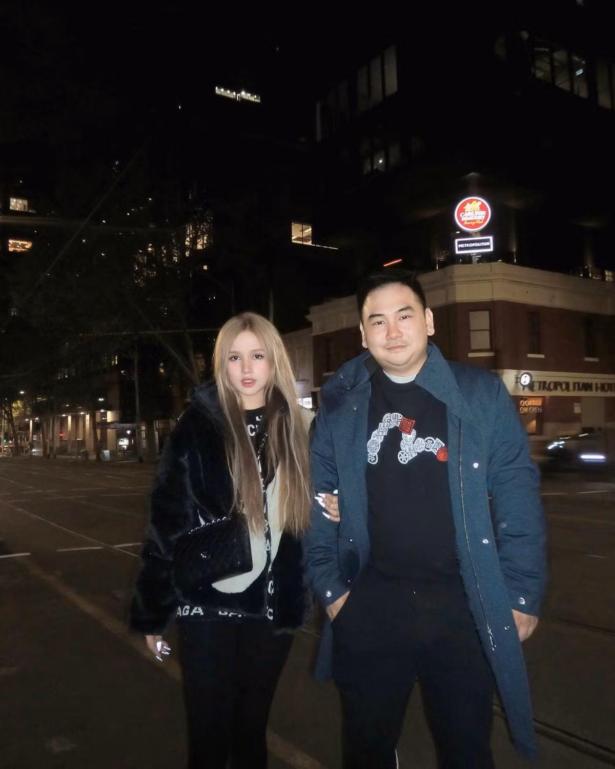 Phát ngôn này từng khiến Xoài Non bị "ném đá". Nhiều người cho rằng cô đang ngụy biện khi bản thân lười học và nghỉ học vào cuối năm lớp 10. Sau đó, cô lên tiếng xin lỗi.