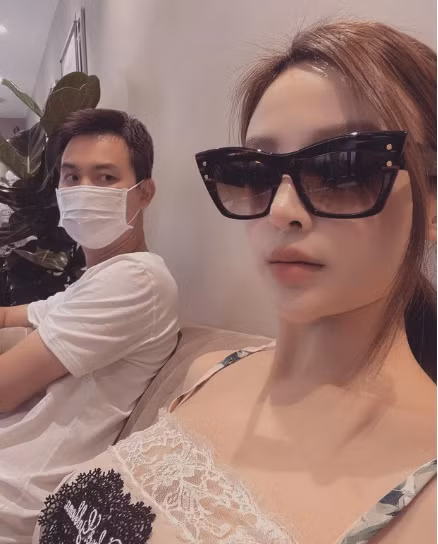 Từ đó đến nay vẫn hiếm có ai qua mặt được ông xã Huyền Baby ở khoản quà khủng tặng vợ. Ảnh: Tổng hợp