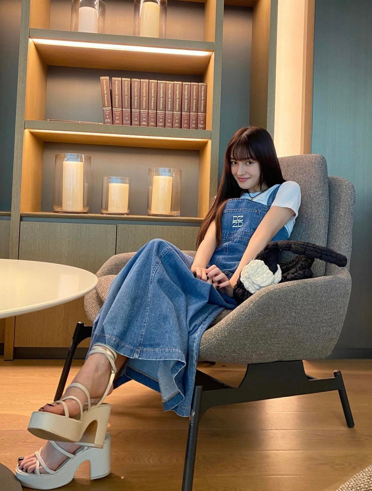 Hot girl lai sở hữu nhan sắc xinh đẹp nhờ lai giữa hai dòng máu Mỹ - Hàn.