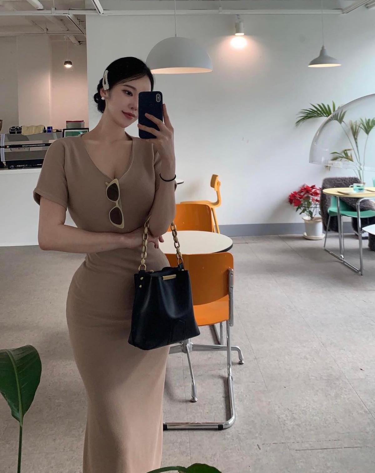 Rất nhiều người cảm thấy khó tin trước cơ thể chữ S đẹp mê hoặc của cô.