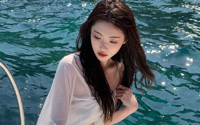 Những bức ảnh của gái xinh này khiến cư dân mạng trầm trồ với nhan sắc xinh đẹp.