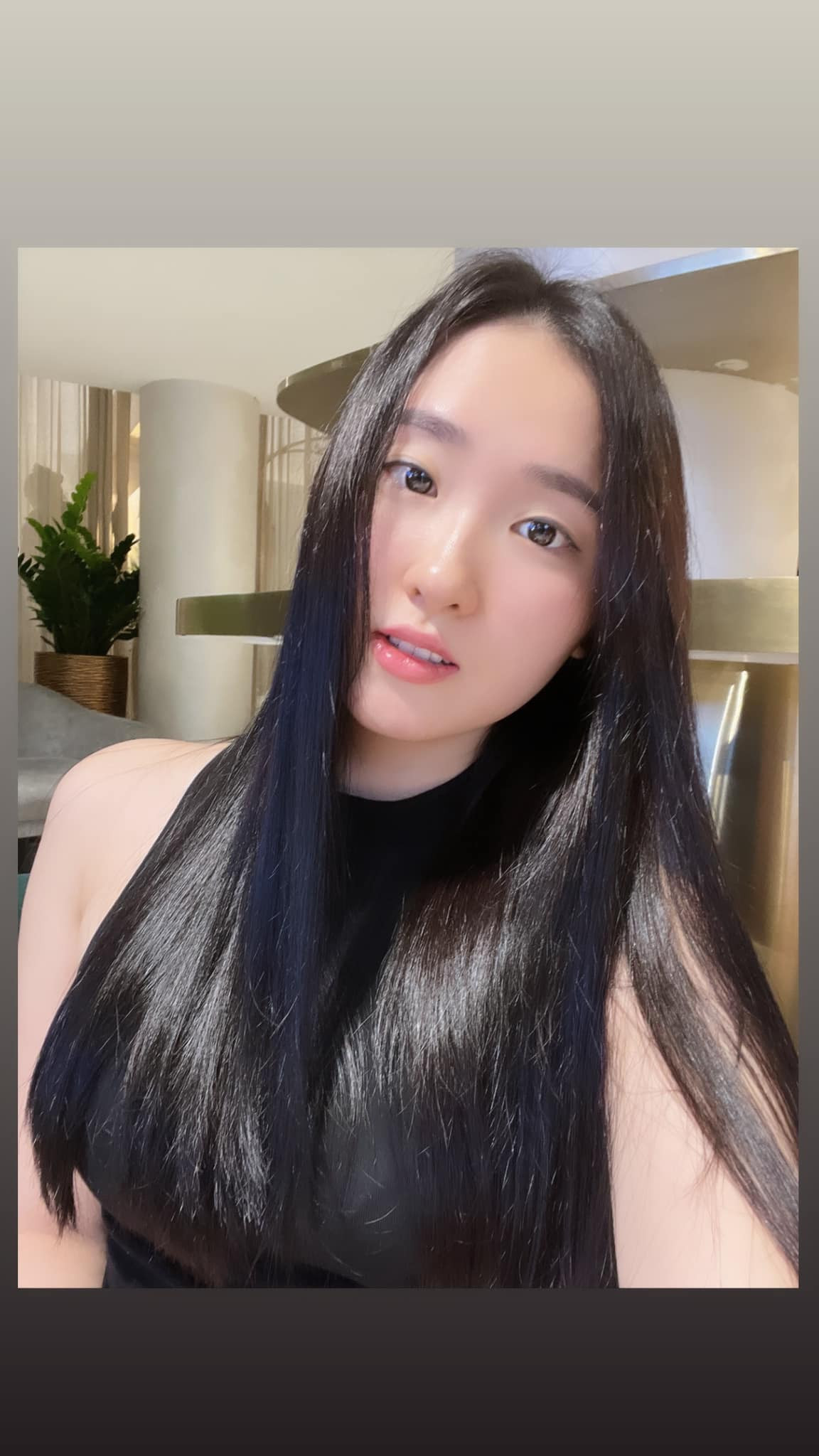 Người đẹp từng dành đến 3 năm liên tiếp để tham gia 3 cuộc thi hoa hậu, trong đó có Hoa hậu Việt Nam 2018, Hoa hậu Việt Nam 2020 và Miss World Vietnam 2019.