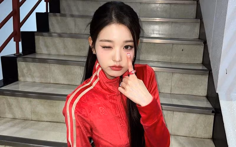 Mỹ nhân 21 tuổi là gương mặt trung tâm của nhóm nhạc IVE, nhờ đôi môi làm hàng triệu người say đắm và mê mẩn.