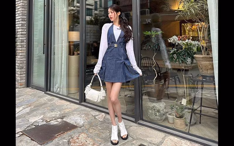 Chiều cao "khủng" cùng nhan sắc kiều diễm đã giúp Jang Won Young được nhiều nhà mốt để tâm đến.