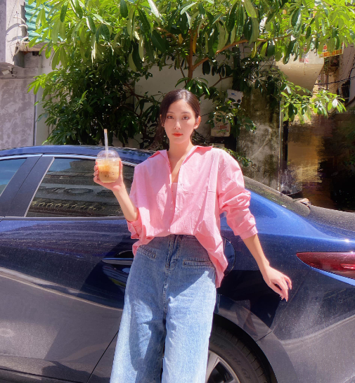 Bất kì ai khi nhìn thấy Ngọc Ánh lần đầu tiên chắc hẳn sẽ đều cực kì ấn tượng với nhan sắc xinh đẹp của cô nàng.