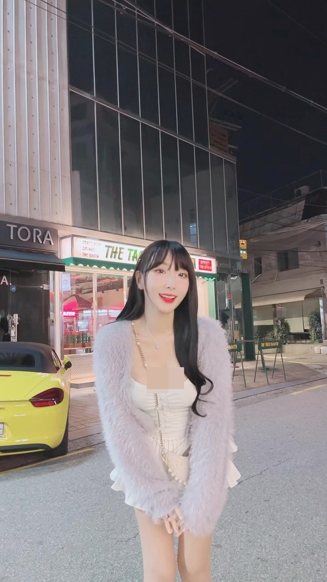 Mới đây, hot girl này có những chia sẻ về tiêu chí chọn chồng làm nhiều người ngỡ ngàng.