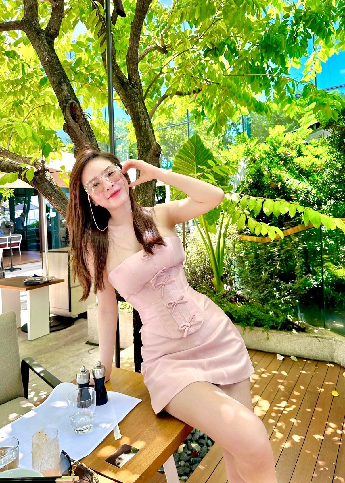 Trước khi hot trên mạng xã hội Trung Quốc, Phương Bora là gương mặt quen thuộc với giới trẻ Việt.