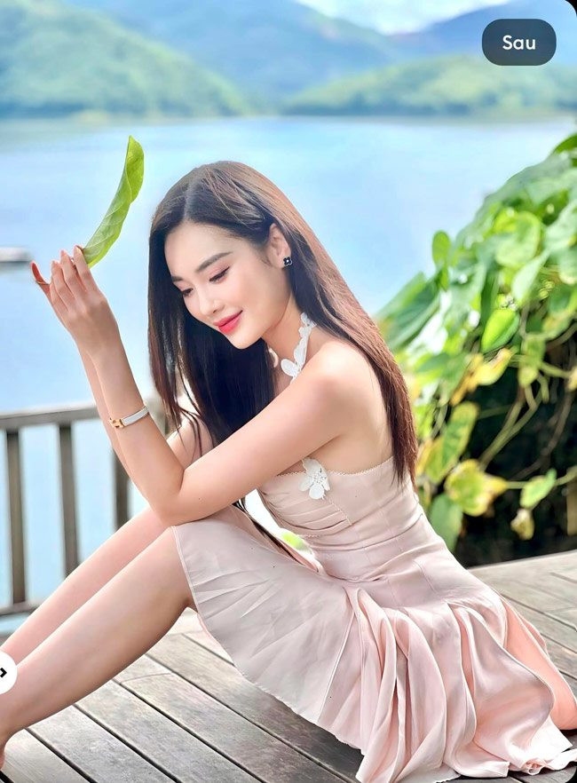 Trên Facebook và Instagram, Ngọc Mai thoải mái chia sẻ những khoảnh khắc gợi cảm, xinh đẹp thế này. Ảnh: FBNV