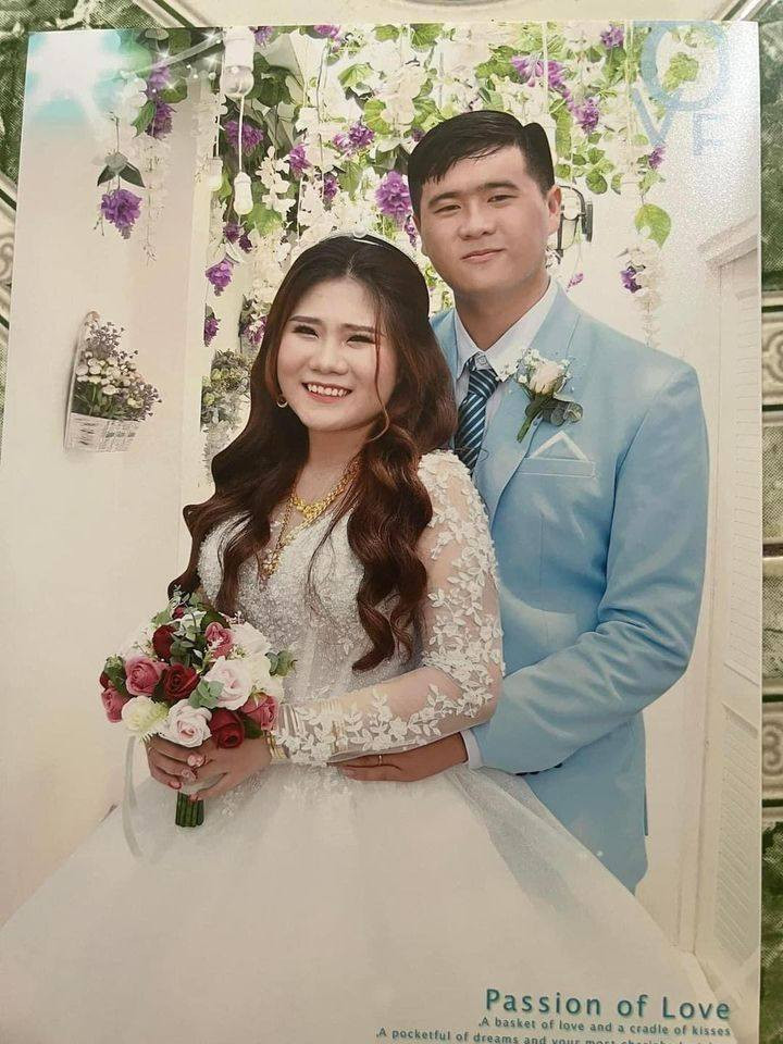 Màu ảnh của bộ ảnh cưới này cũng không khác gì ảnh của ngày xưa.