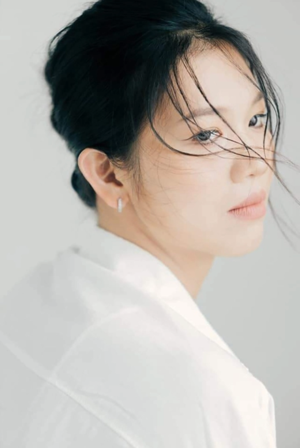 Trước những lời bàn tán này, mới đây, Ánh Viên đã đăng tải video đính chính về tin đồn phẫu thuật thẩm mỹ. Ảnh: FBNV