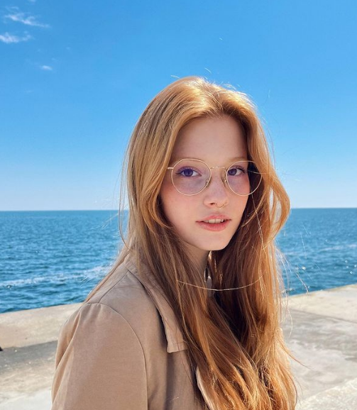 Người đẹp này từng có thời gian hoạt động tích cực ở thị trường châu Á như Nhật Bản.