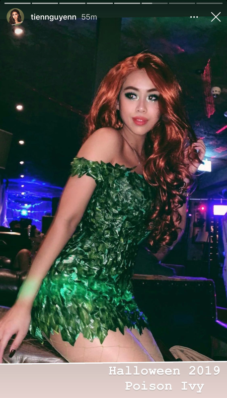 Năm 2019, cư dân mạng có cơ hội ngắm cô nàng hóa trang thành nhân vật Poison Ivy và một nữ phù thủy xinh đẹp.