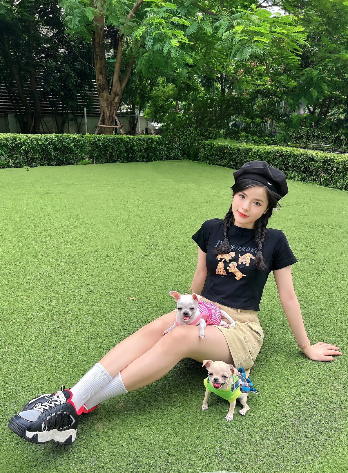 Hà Đan luôn được đánh giá là một trong những nữ MC có gu ăn mặc nổi bật.