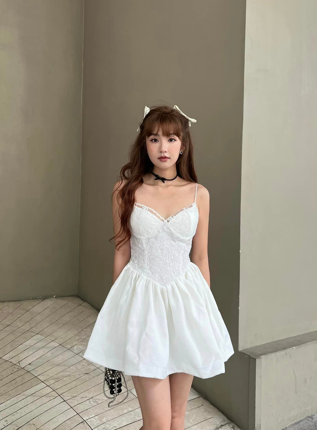 Vẻ đẹp của Khánh Hà được khen ngợi là "vừa nhìn đã yêu".