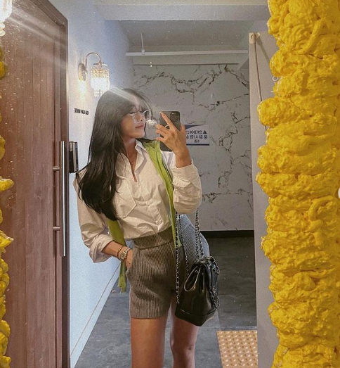 Hiện tại, Song A Reum là nữ vận động viên thể hình kiêm huấn luyện viên cá nhân nổi tiếng ở xứ sở kim chi.