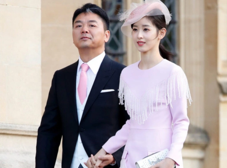 Năm 2021, hai vợ chồng Chương Trạch Thiên vẫn có mặt trong danh sách top 500 người giàu nhất Trung Quốc với vị trí thứ 21.