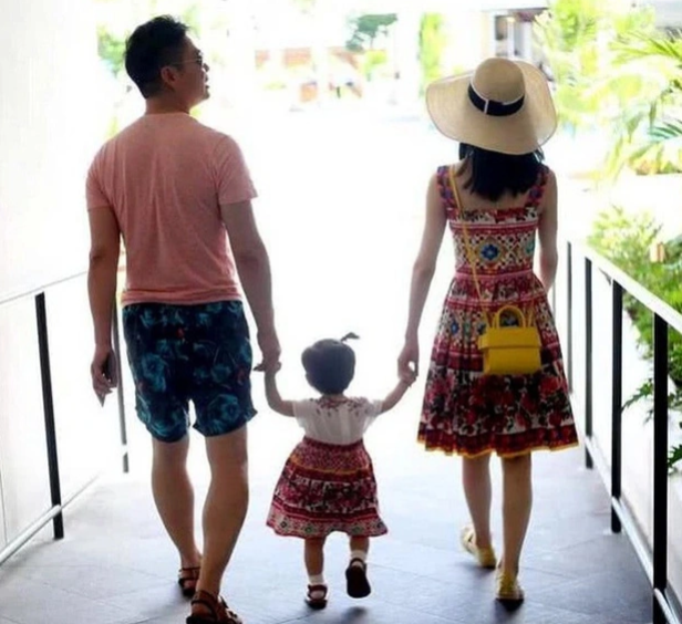 Với năng lực bản thân và sự hậu thuẫn của chồng, Chương Trạch Thiên gây dựng sự nghiệp kinh doanh và gia nhập giới thượng lưu Trung Quốc.