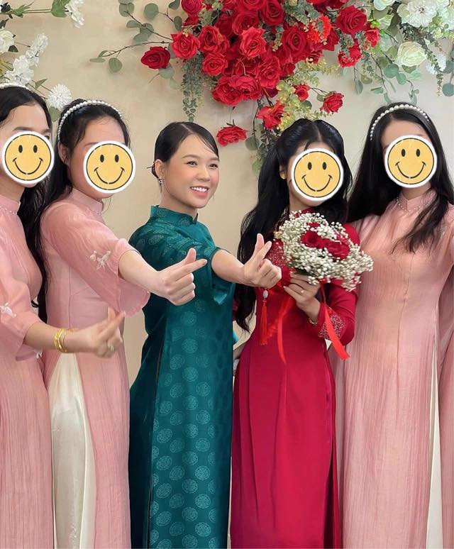 Trước những bàn tán về mình, Sam từng đăng tải clip giải thích gương mặt thay đổi chỉ vì cô tăng 4kg trong thời gian qua.