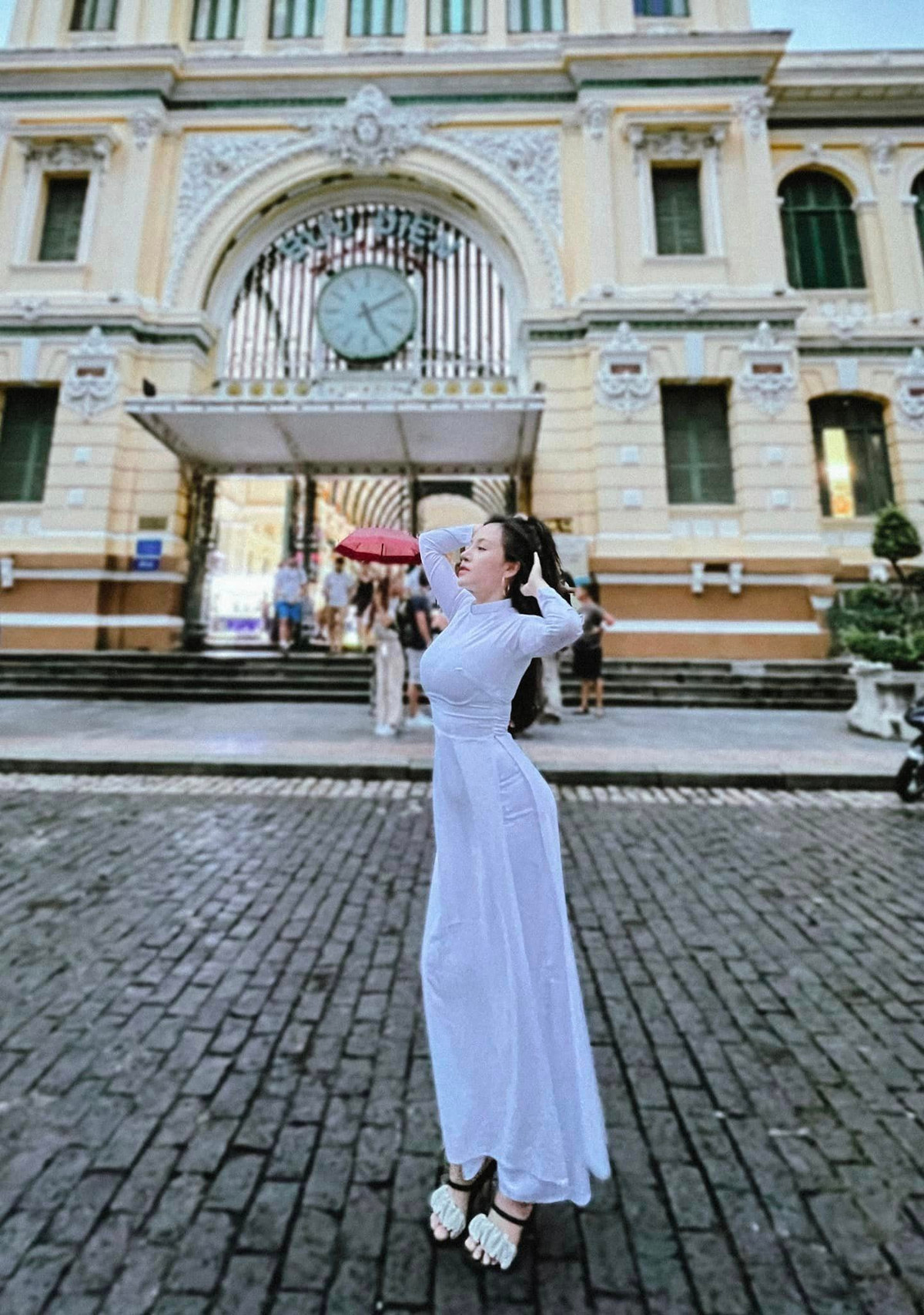 Ngay lập tức, loạt ảnh này đã nhận được rất nhiều sự quan tâm của cư dân mạng.