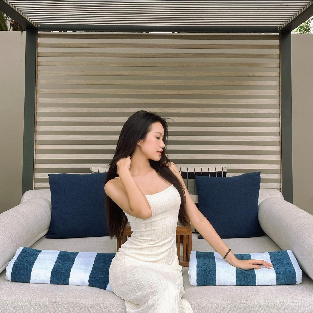 Nếu Doãn Hải My thuở nhỏ xinh như thiên thần thì hiện tại, cô đã "dậy thì thành công" và ngày càng xinh đẹp.