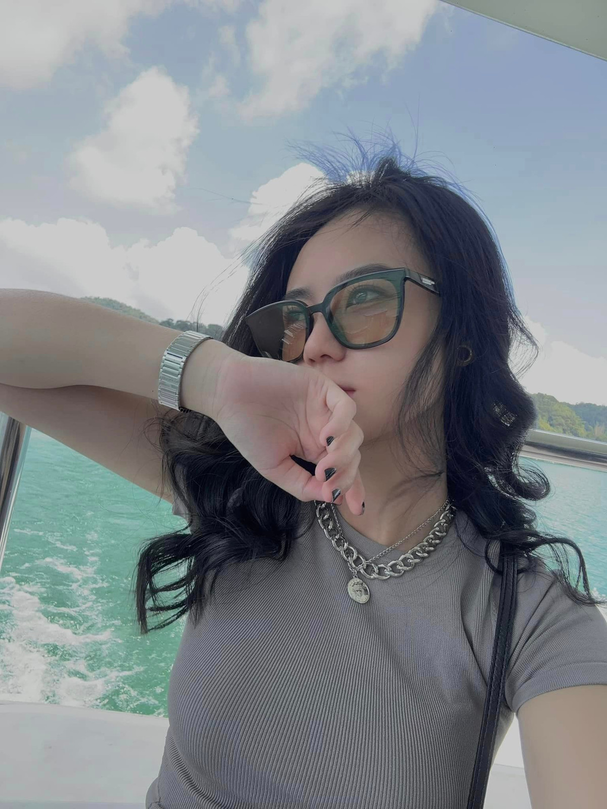 Do sinh ra trong gia đình có truyền thống kinh doanh nên hiện tại Otani hỗ trợ cha công việc và tự kinh doanh mảng riêng.