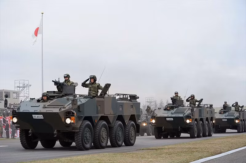 Type 96 là định danh của dòng xe bọc thép chở quân do hãng Komatsu phát triển cho Lực lượng Phòng vệ mặt đất Nhật Bản (JGSDF). Khoảng 365 chiếc Type 96 đã được chế tạo cho JGSDF từ năm 1996 đến nay. Nguồn ảnh: Wikipedia