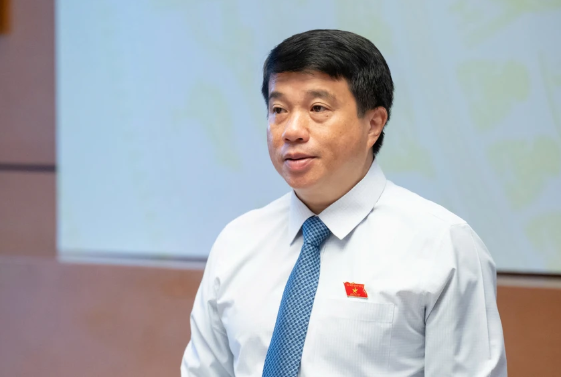 Từ tháng 2/2019 đến 1/2021, ông là Ủy viên dự khuyết Trung ương Đảng khóa XII, Bí thư Đảng ủy Khối Doanh nghiệp Trung ương. Tháng 1/2021: ông là Ủy viên Trung ương Đảng khóa XIII, Bí thư Đảng ủy Khối Doanh nghiệp Trung ương.