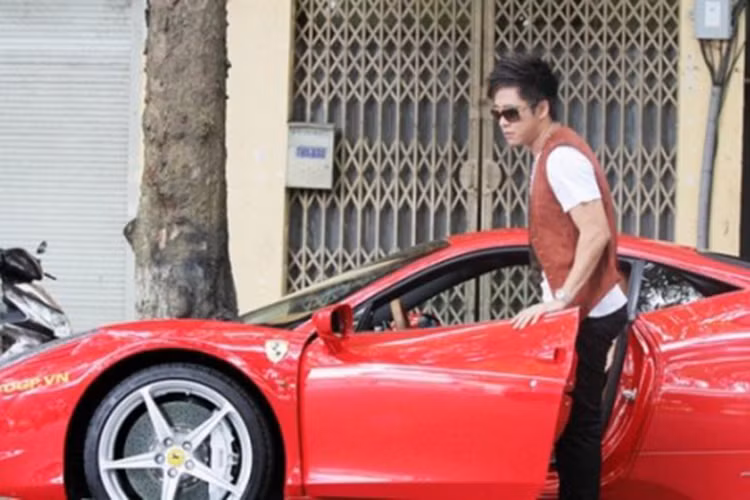 Ngoài chiếc siêu xe mới mua, Tuấn Hưng còn sở hữu loạt xe có giá trị khiến nhiều người mơ ước.