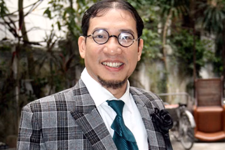 Xuân Bắc cũng được nhiều đồng nghiệp yêu mến. Quang Thắng từng đánh giá Xuân Bắc là gương mặt ăn khách nhất làng hài bởi biết cách làm khán giả phải mê. Chí Trung cũng từng bày tỏ: “ Tôi thích Xuân Bắc. Bắc diễn hài rất thông minh và có tính nhân văn”. Ảnh: Zing