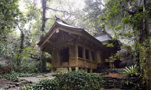 Giai ma thanh dia khong chao don phu nu o Nhat Ban