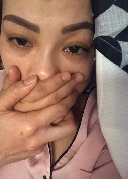 Giữa tâm bão, Hồng Nhung tiết lộ được chồng con động viên tinh thần. Ảnh: FBNV