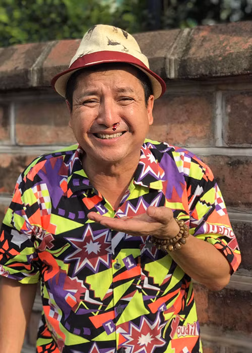 MC Chí Trung than thở: “Người tử tế thế này mà đạo diễn toàn mời vào vai đểu là sao hả Quang "quác".