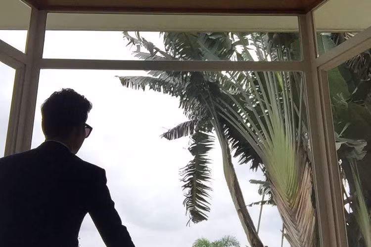 MC Hồng Phúc làm việc cả ngày 2/9 tại đài truyền hình.