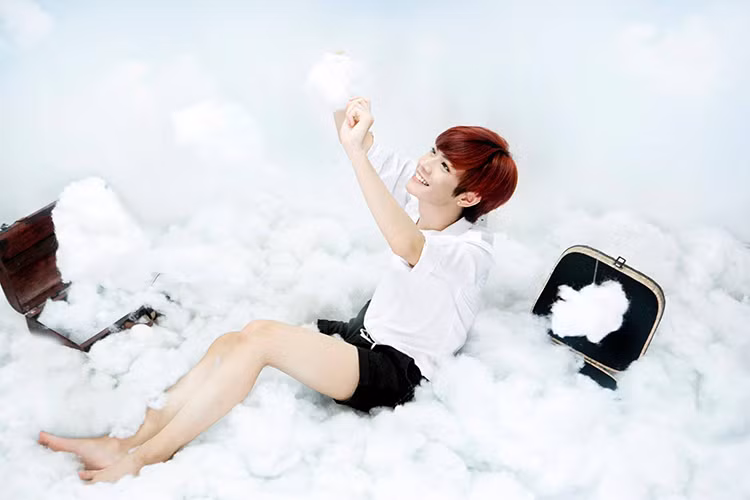 Đào Bá Lộc vốn sở hữu gương mặt có nhiều nét nữ tính, làn da trắng trẻo, thân hình mảnh mai. Ảnh: FBNV