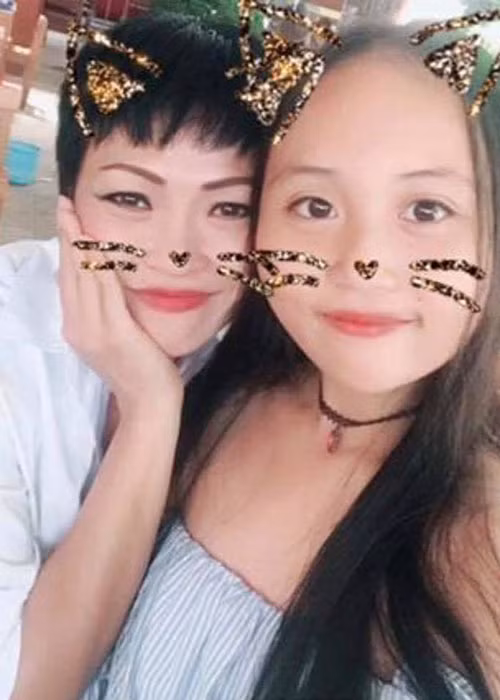 Phương Thanh khoe con gái càng lớn càng xinh đẹp, duyên dáng.