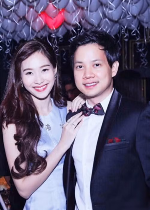 Thu Thảo hẹn hò Trung Tín - một doanh nhân thành đạt, điển trai, xuất thân giàu có. Tuy nhiên, là người kín tiếng, cô hiếm khi chia sẻ về mối quan hệ này trước công chúng. Ảnh: Vietnamnet