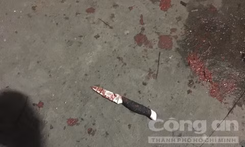 Lien tiep khung bo nguoi nha con no bat ep ganh no thay-Hinh-2