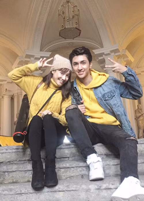 Hot Face sao Viet 24h: Nha Phuong nhi nhanh ben Binh An