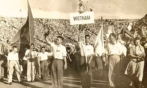 Nguoi tu Hoa Lo mang so VN 2017-Hinh-2