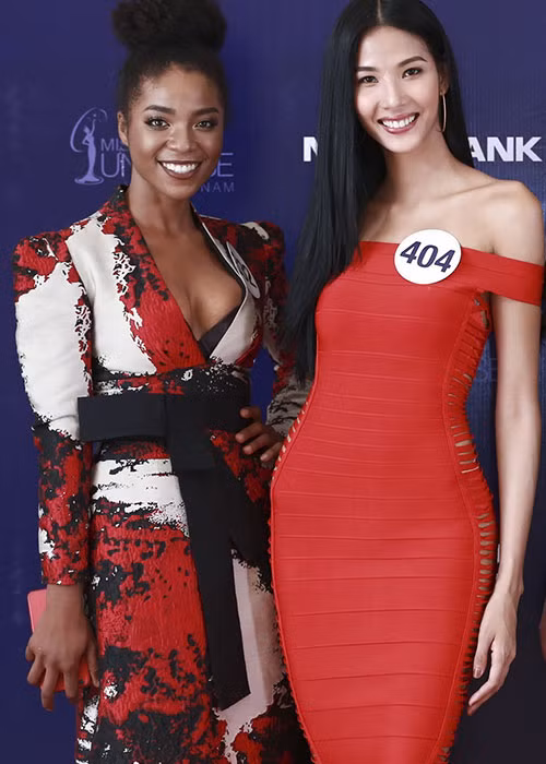  Hoàng Thùy thắng giải thưởng sau khi vượt mặt Mâu Thủy và Cẩm Tiên (trong ảnh).