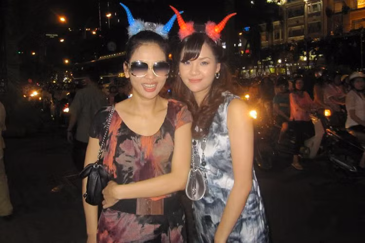 Trên trang cá nhân, Thủy Hương từng chia sẻ một số hình ảnh của cô con gái Cẩm Ly nhưng chưa từng hé lộ về thông tin của con trước truyền thông. Ảnh: Facebook Thủy Hương