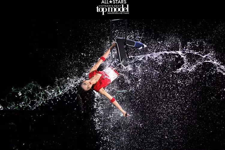 Tham gia Vietnam’s Next Top Model 2017, Kim Dung được lòng của nhiều khán giả bởi sự dung hòa, trung lập. Đặc biệt, cô giữ được phong độ ổn định.