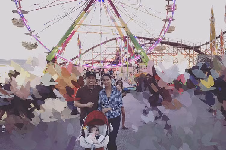 Vợ chồng Lam Trường - Yến Phương đưa cô con gái nhỏ đi chơi công viên ở Mỹ.