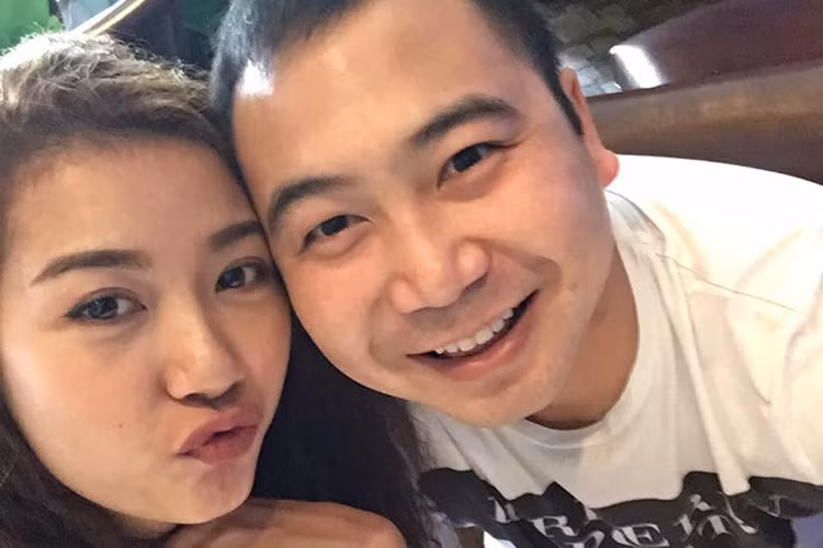 Tuấn John sinh năm 1987, hơn Thúy Vân 6 tuổi. Anh từng sinh sống và học tập tại Canada trước khi về Việt Nam. Ảnh: FBNV