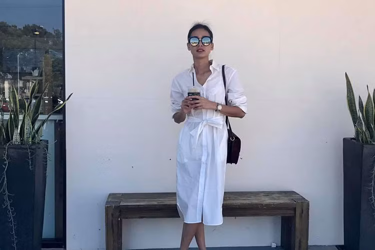 Dương Mỹ Linh đăng tải status: "Thoát ra được một câu chuyện không hồi kết cũng là một hạnh phúc".