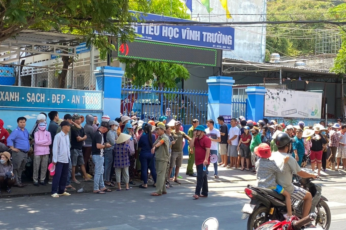 Bị phạt 5 triệu vì tung tin nữ sinh tử vong do ăn cơm gà Bi phat 5 trieu vi tung tin nu sinh tu vong do an com ga