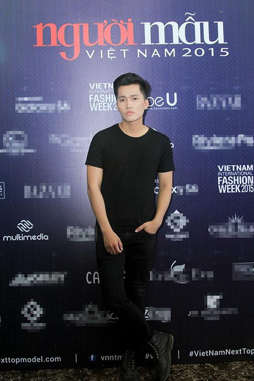 Vì niềm đam mê này, trong đợt casting chương trình Vietnam’s Next Top Model 2015 khu vực miền Trung, Tiến Khôi đã “nói dối” cha mẹ rồi lặng lẽ vào Đà Nẵng dự thi.